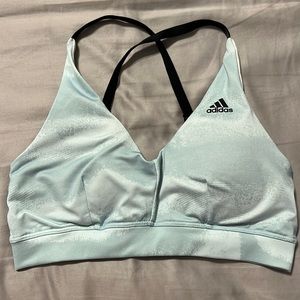 Adidas Super Light Weight Sports Bra. Size Medium